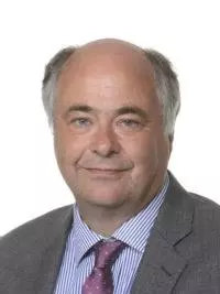 peter robbins 2 200x300